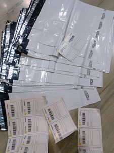 10 Labels And Bags