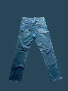 Women&#39;s Slim Fit Jean with Vintage Charm