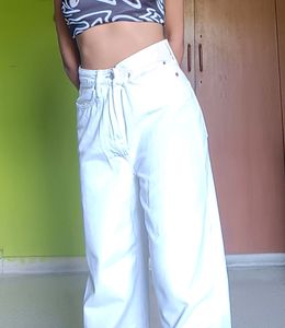 H&amp;M High Waist Straight Fit White Jeans