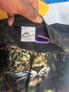 Vintage 90s Leopard Graphic Tee