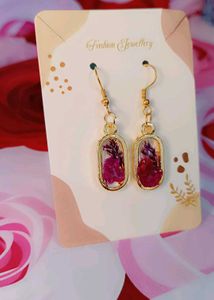 Floral Resin Pendant Necklace