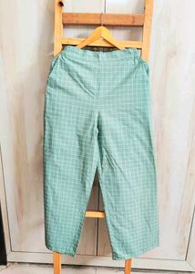 Checkered Casual Pants waist size-30-32