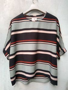 New With Tag Cute Korean Baggy Stripped Pullover