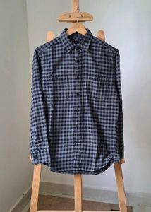UNIQLO Checked Long Sleeve Shirt