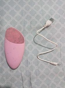Face Massaging Cleanser