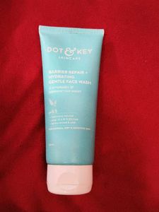 Dot & Key Gentle Face Wash