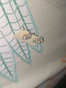 I Am Selling New Earings