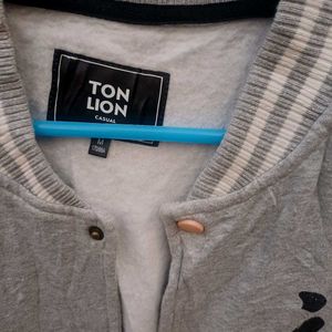 ✨️grey Varsity jack (no coins)