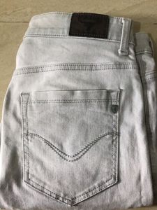 Light Wash Jeans