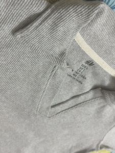 H&amp;M Crop Pullover T-shirt