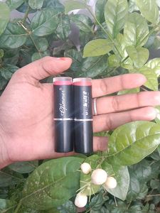 Glimmer & UsMake Lipsticks - Set of 2