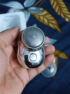 Portable Mini Shaver