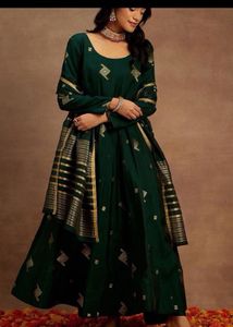 Green Silk Embroidered Kurta Set Fixed Price