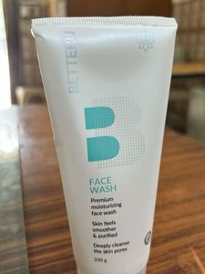 BETTERU Premium Face Wash