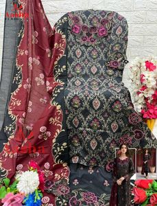 Elegant Embroidered Salwar Kameez