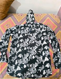Ye Shirt Hai Hoodie Ya Sweater Nahi Ha