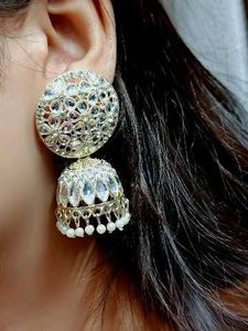 Elegant Kundan Jhumka Earrings