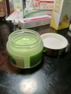 🌿✨Lotus Aloe + Niacinamide Brightening Boost Gel