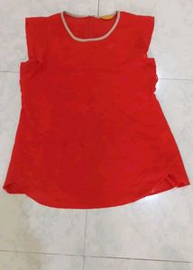 Red Sleeveless Top