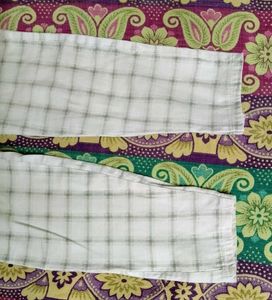 Checked Pant | Cotton Material