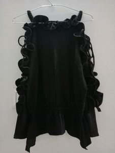 Gorgeous Black Crop Top For Women