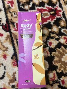 Plum BodyLovin' Vanilla Vibes Mist