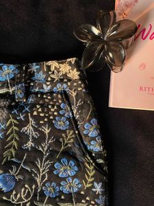 Premium jacquard Embroidered Shorts 🎀