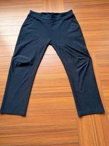 19) Comfy Black &amp; Navy Blue Joggers