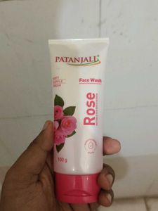 Patanjali Rose Face Wash - 100g