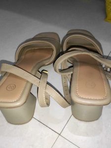 Elegant Beige Sandals