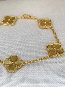 Clover Bracelet💛💛💛