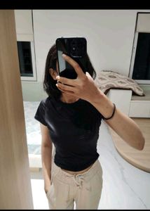 Classic Black Slim-Fit Crop Top