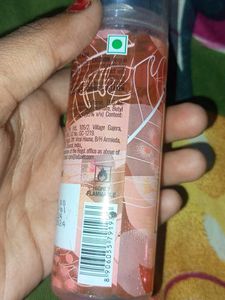 Layer&#39;r Wottagirl Body Mist