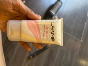 Lakme Lumi Cream