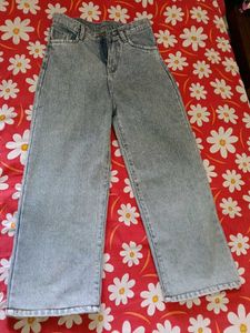 Straight Fit Jeans For Women ❤️