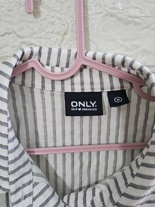 ONLY Medium Striped Shirt Dress – Elegant &amp; Versa