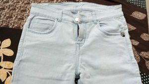 Capri For 8 To 10 Year Girl