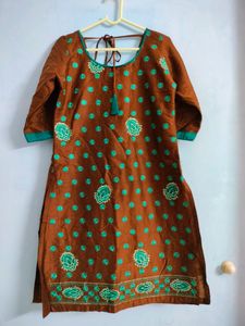 Brown Embroidery Kurtha Set