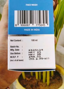 The Derma Co 1% Salicylic Acid Gel Face Wash with
