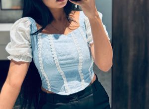 Cute Blue &amp; White Puff Sleeve Top