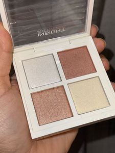 NEW! INSIGHT Highlighter palette 4 In 1