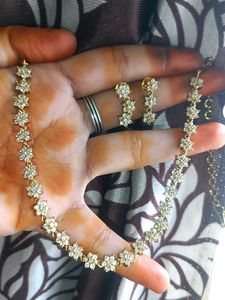 Elegant Necklace Set