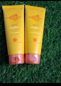 2 Aqualogica Papaya & Vitamin C Face Wash