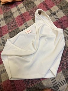 Urbanic One Shoulder Crop Top