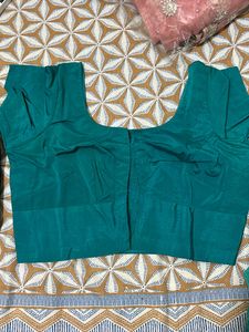 Bandhej Saree With Two Blouse And Wit Fall