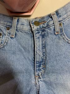 Frayed Hem Denim Shorts