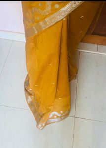 ELAGENT YELLOW SAREE