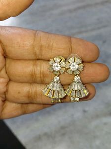 Sparkling Crystal Drop Earrings