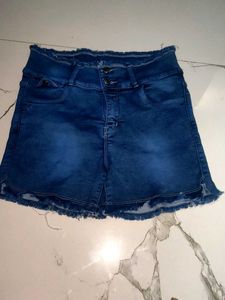 Frayed Edge Denim Shorts