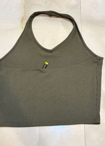 Halter Black Less